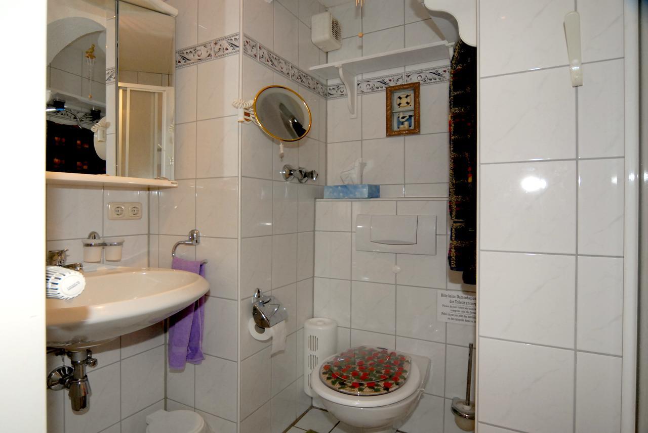 Haus Wessel Hotel Köln Eksteriør billede